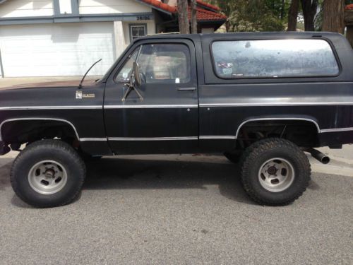 1979 chevy blazer 38k miles, new brakes, m/t tires, 5.7l, black, runs great,