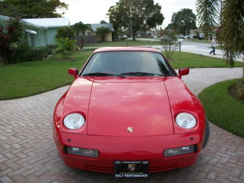 1989  928s4 porsche red  color very well maintained