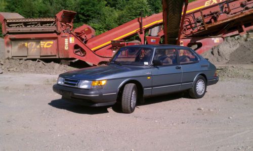 1987 saab 900 turbo hatchback 2-door 2.0l