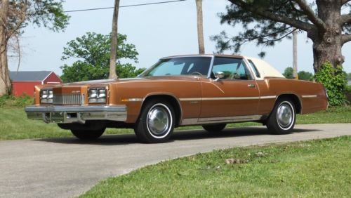 78~1978~oldsmobile~toronado~brougham