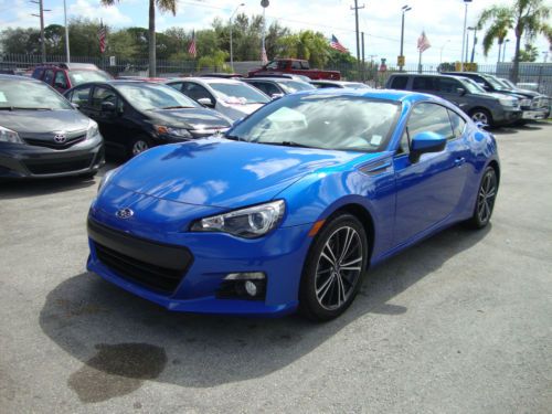 2013 subaru brz premium coupe 2-door 2.0l