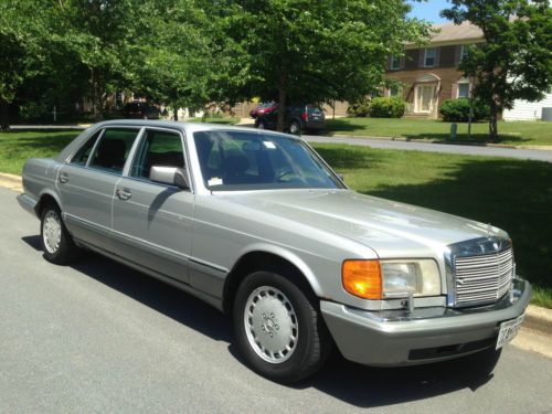 1988 mercedes 560 sel - beautiful - smoke silver ext. and blue leather int.
