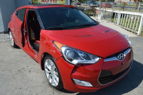 2013 hyundai veloster 3-door damaged wrecked salvage fixable runs! affordable!!