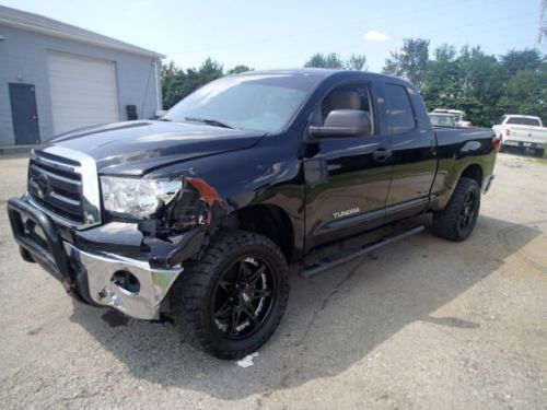 2011 toyota tundra sr5, double cab 4dr, 4wd, salvage, runs and drives
