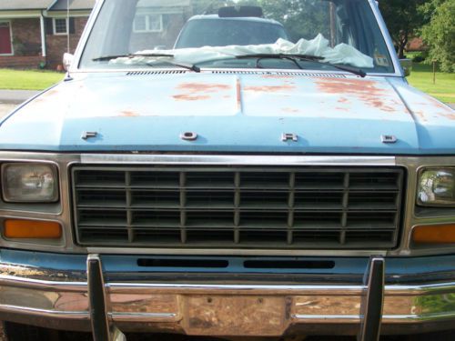 1981 ford  ranger lariat truck