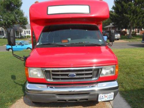 2006, party bus, shuttle bus, limo bus, ford e450, low miles, great shape.