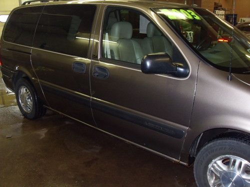 Sell Used 2003 Chevy Venture Minivan In Crown Point Indiana