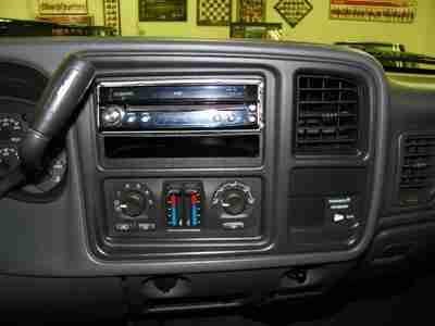 Sell used 2004 Chevy Silverado Reg Cab Short Box Step Side ... Sell used 2004 Chevy Silverado Reg Cab Short Box Step Side ...