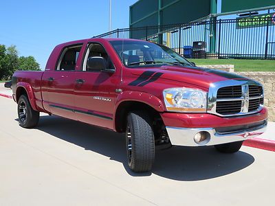 Must see this beautiful dodge ram 1500 mega cab only 76k  fully svc