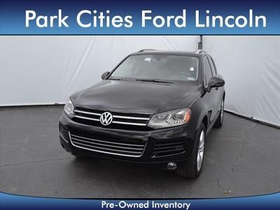 4x4 vr6 sport 3.6l nav, blue tooth, rearview cam, leather, super clean,