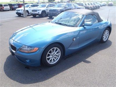 2004 bmw z4 roadster 2.5 w/85000 very clean miles!!