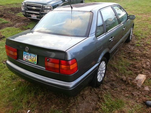 1997 volkswagen passat tdi sedan 4-door 1.9l 800 miles per tank near mint!