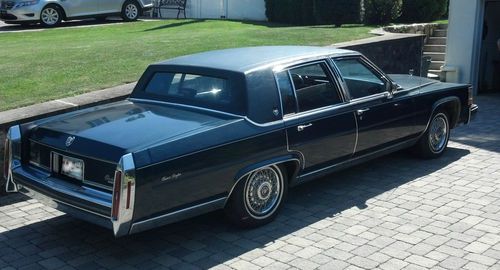 1986 cadillac fleetwood brougham sedan 4-door 5.0l