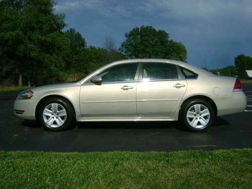 2011 chevrolet impala ls 3.5l only 7706 miles front bench 6 pass. clean carfax