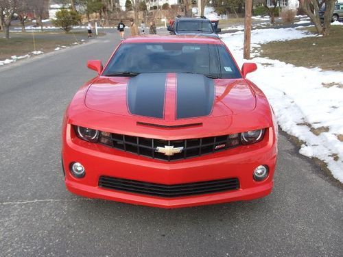 2010 chevrolet camaro 2ss coupe 2-door 6.2l