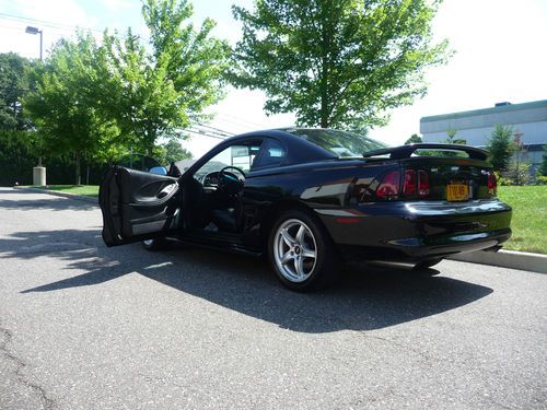 1998 ford mustang svt cobra coupe 2-door