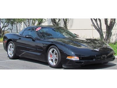 2003 chevrolet corvette coupe head-up display  low miles clean pre-owned