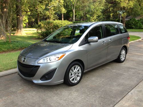 2013 mazda 5 sport 2.5 litre, automatic,  3 row seating