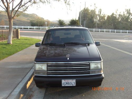 1990 plymouth grand voyager le (great running van seats 7 people) power all