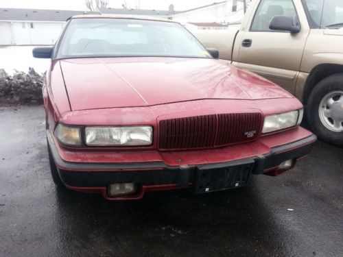 1995 buick regal coupe, no reserve, power windows and locks, cheap car