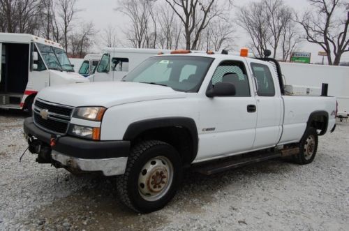 chevy 1 ton 4x4 8ft bed 6.0 automatic xcab 3500 silverado work farm extended, image 1
