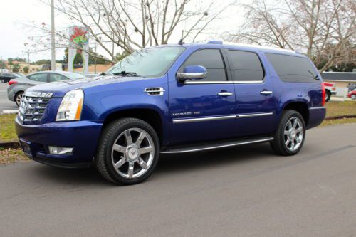 Caddilac escalade esv celestial blue 4door dual tvs naviagation