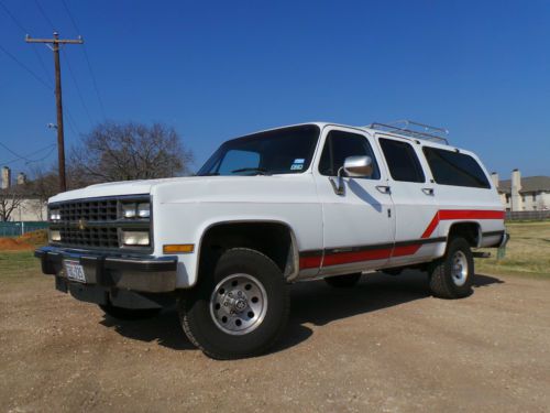 1991 chevy suburban 4x4, 1500 owned by a small town fire dept.  well maintained