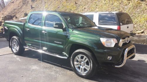 2012 toyota tacoma doublecab sport 4x4 heated leather