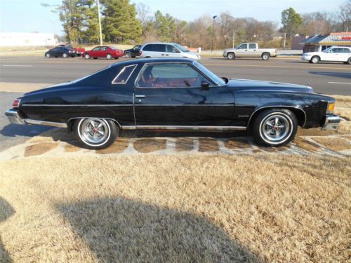 1977 pontiac lemans, beautiful car, everything works, runs great, many pictures