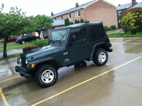 2003 jeep wrangler runs as good as it looks 4x4 one owner 4.0l no reserve !!