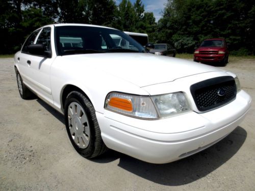 2008 ford crown victoria police interceptor almost new tires all around warranty