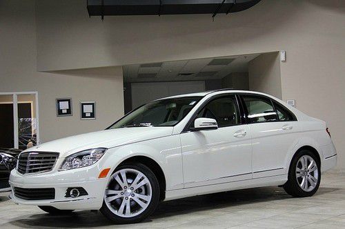 2011 mercedes benz c300 luxury 4-matic white heated seats ipod clean 1-owner wow