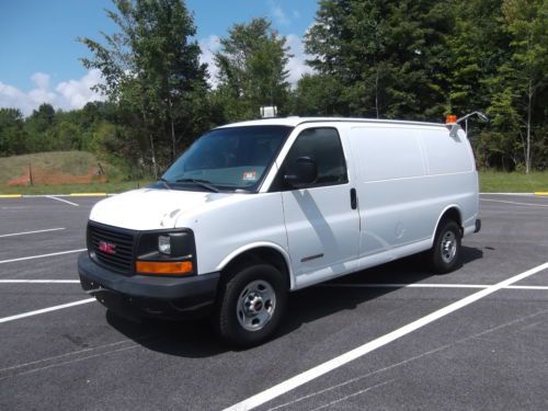 2003 gmc savana 3500 cargo van with cab protector &amp; bin package