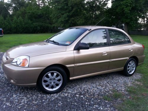 2005 kia rio base sedan 4-door 1.6l automatic 167k gold new timing belt!