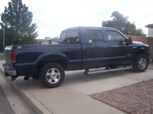 2006 ford f250  xlt crew cab  low miles