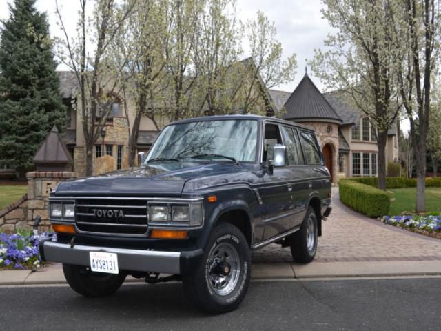 1990 toyota land cruiser base sport utility 4-door