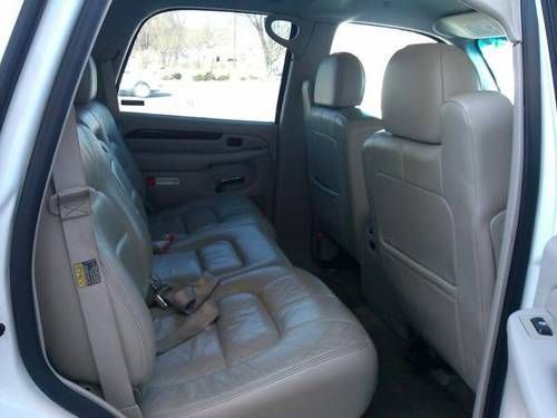 2002 cadillac escalade base sport utility 4-door 5.3l