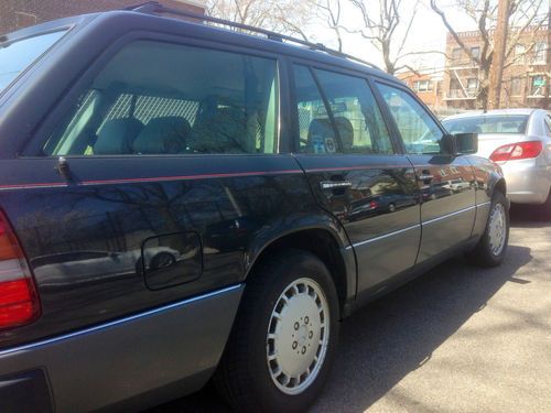 1992 mercedes benz 300te 4matic wagon awd 3rd row power sun rf leather exc. cond