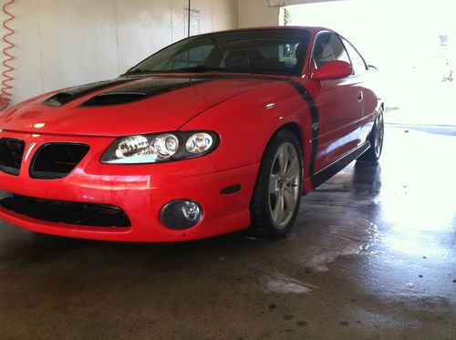 2004 pontiac gto coupe 2-door 5.7l 05-06 hood