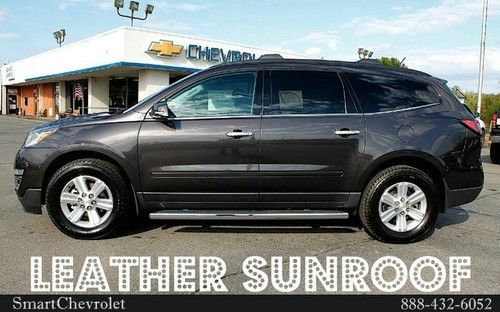 2013 chevrolet traverse lt navigation system back up camera heated seats clean