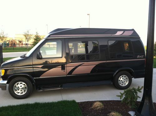 Low mileage 93 ford e-series econoline 150 mark iii van - leather, upgrades!