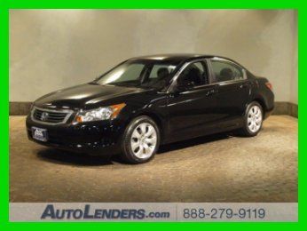 Fuel efficient bluetooth heated seats leather seats power sun roof moonroof