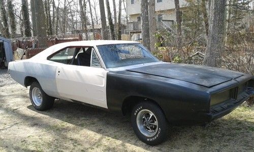 1968 charger big block. auto with fresh 440