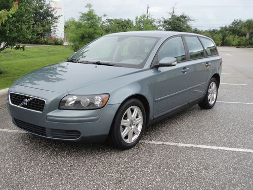 2005 volvo v50 i wagon 2.4l one owner fl car low miles great shape great carfax