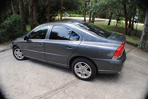 2008 volvo s60 2.5t sedan 4-door 2.5l