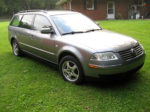 Vw passat wagon lo miles one owner real nice