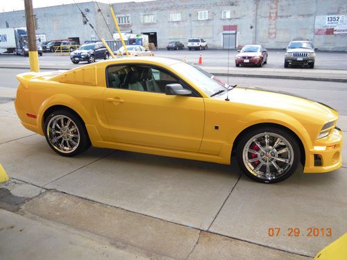 2005 stage 1 roush mustang, 1 owner, very low miles, immaculate