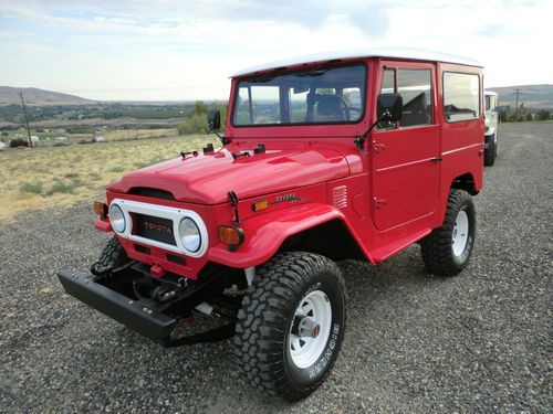 1972 toyota land cruiser fj40 show quality restoration brand new build fj 40