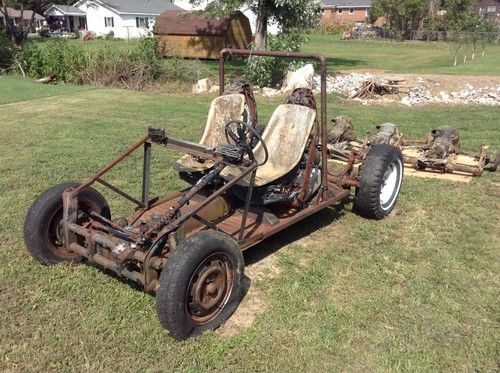 1973 vw beetle pan with parts-trike builder parts-four transmissions-dune buggy!
