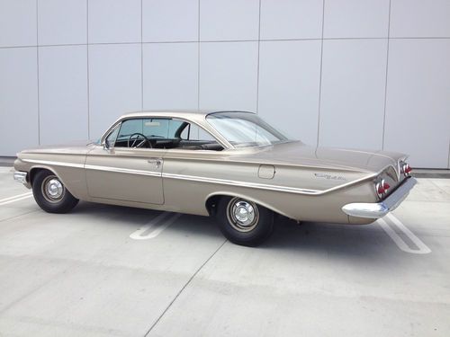 1961 chevrolet bel air 2-door 3.8l